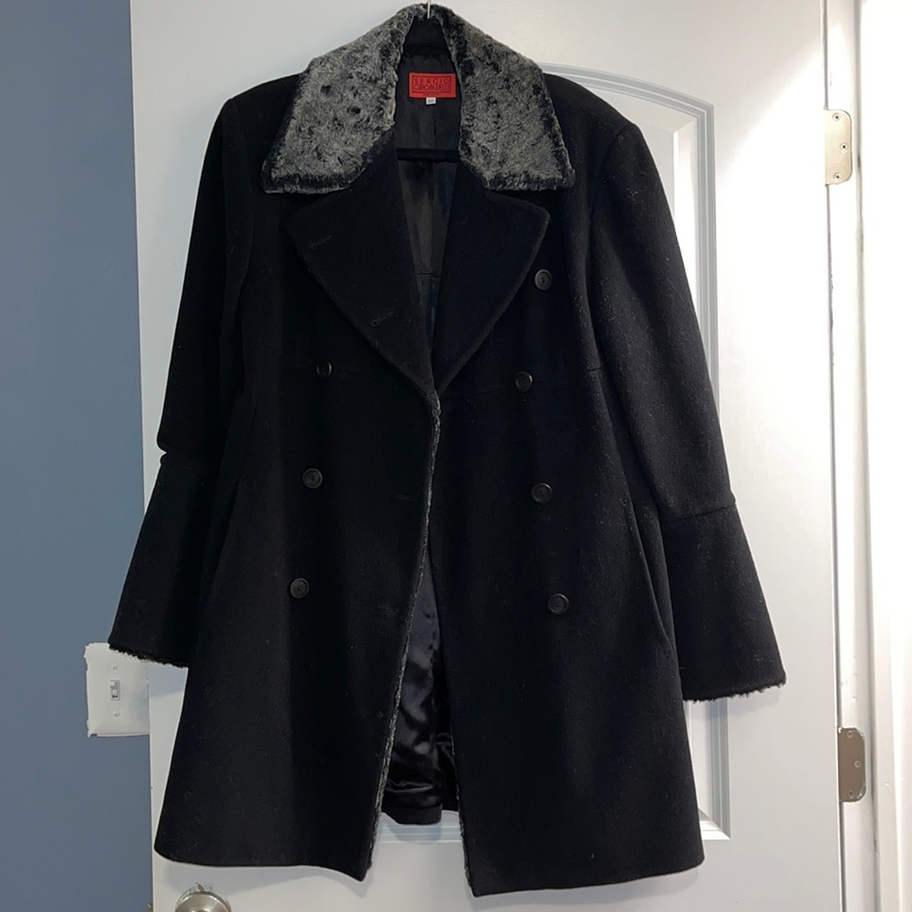 Sergio Girombelli black virgin wool coat with gray fur like trim size 46
